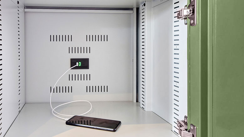 Equipment charging lockers