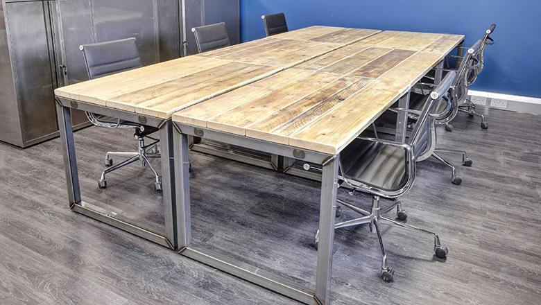 Ferro Industrial Office Desk with Scaffolding Planks