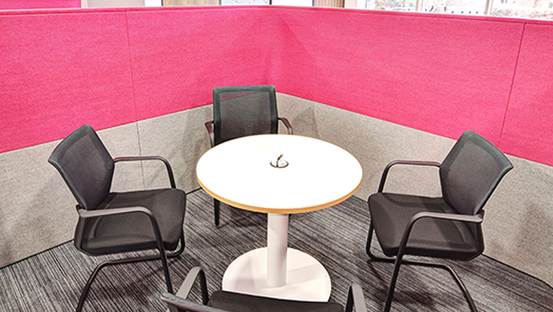 Acoustic Office Meeting Booth