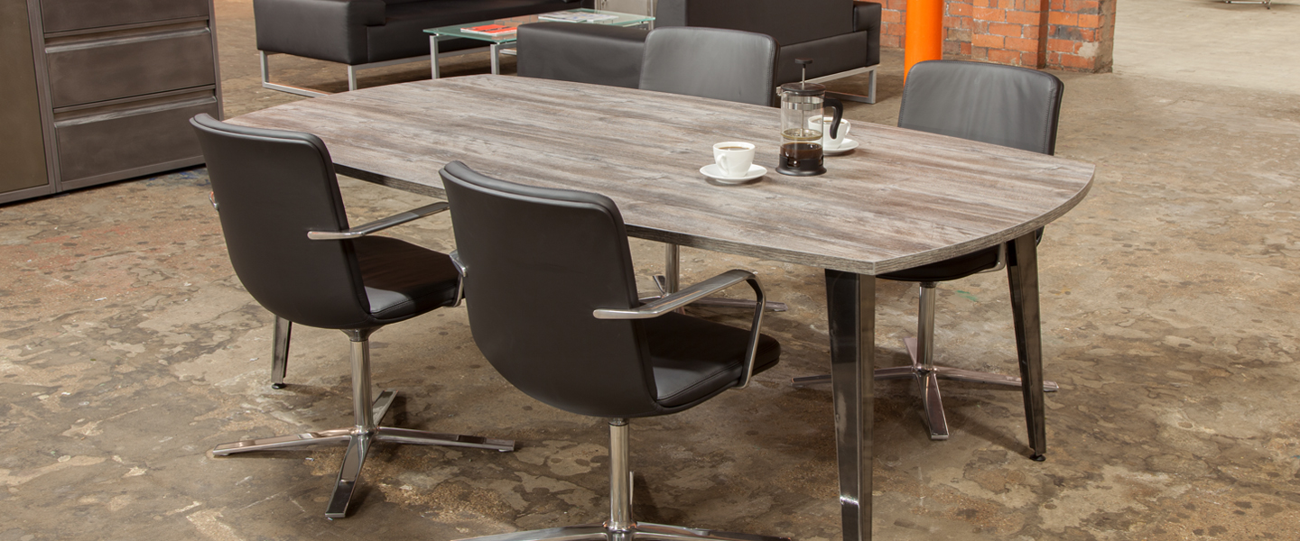 Meeting tables Ferro Industrial style Office furniture Flexiform