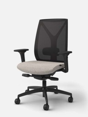 Actualize mesh back desk chair, 4D arms