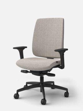 Actualize upholstered desk chair, 4D arms