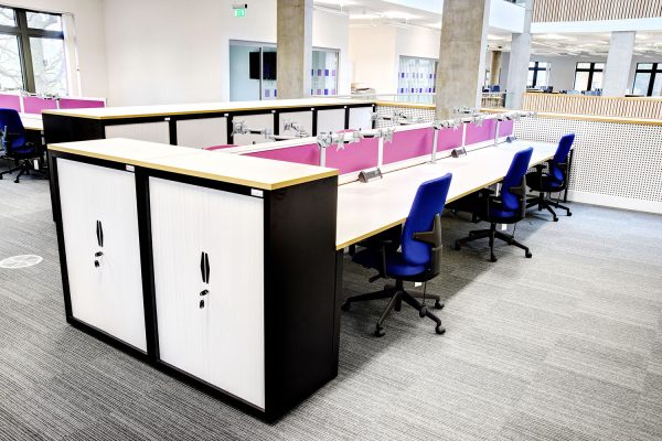 Flexiform Pico Back to Back Desk 6P Black White
