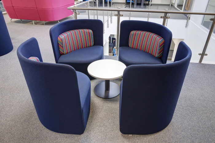 Modular lounge chairs