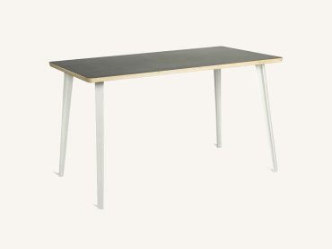 BA3 cafe tables