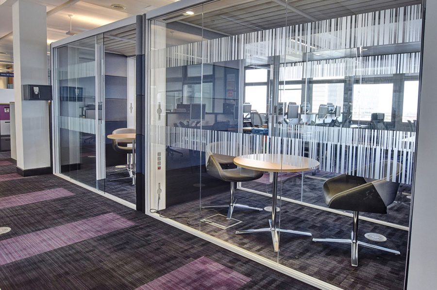 2 person meeting pod