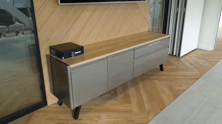 savills-office-furniture-installation