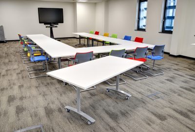 Mobile office meeting table