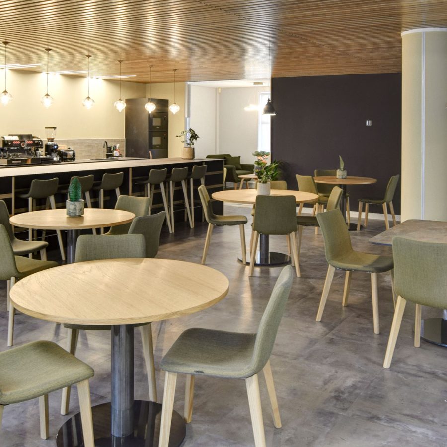 office-kitchen-staff-breakout-area