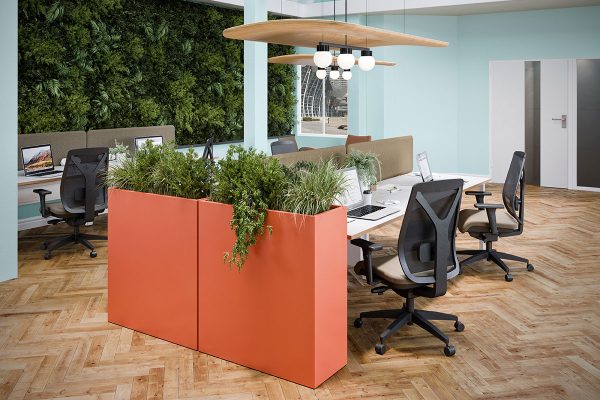 Flora Indoor office planter