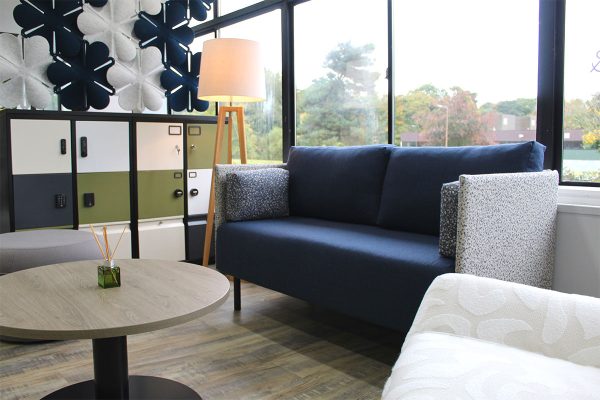 Cote 2 seater office sofa