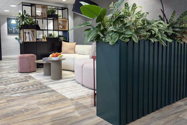 Fauna slatted planter for offices