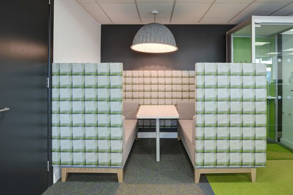 Fence 4 Person Meeting Booth Installation