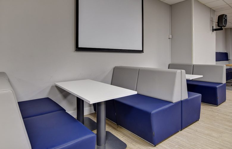 Fifteen banquette sofa