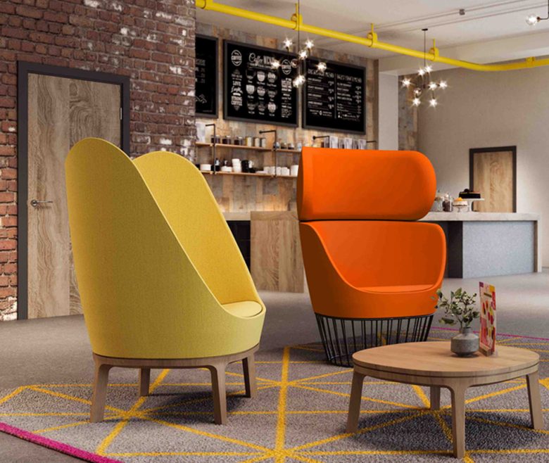 Dixi Lounge Chair and Coffee Table