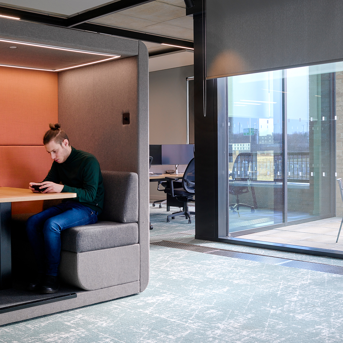 Bob office meeting pods