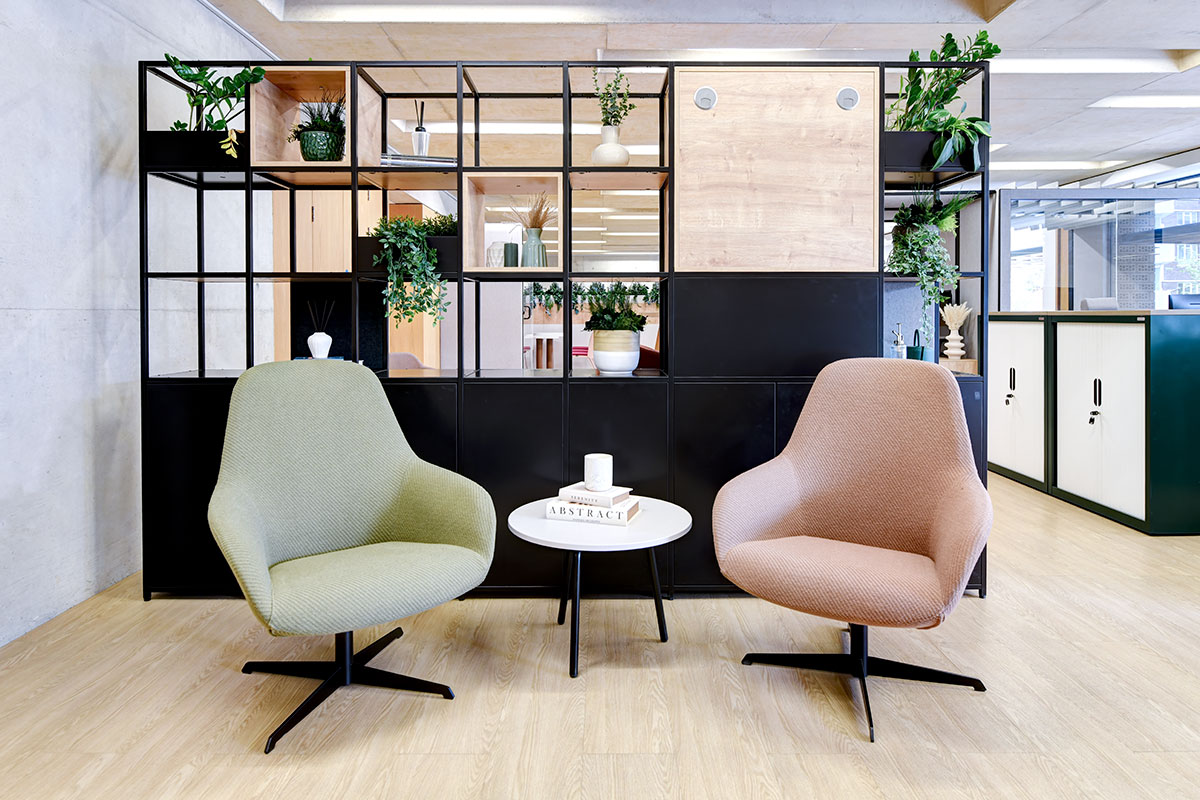 Arden Reception lounge chairs with 4 star base