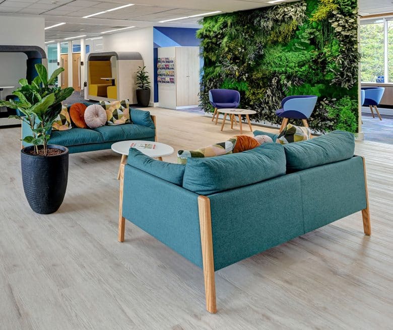 Bodie office sofa with wood legs