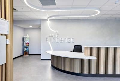 Ingenza curved reception desk